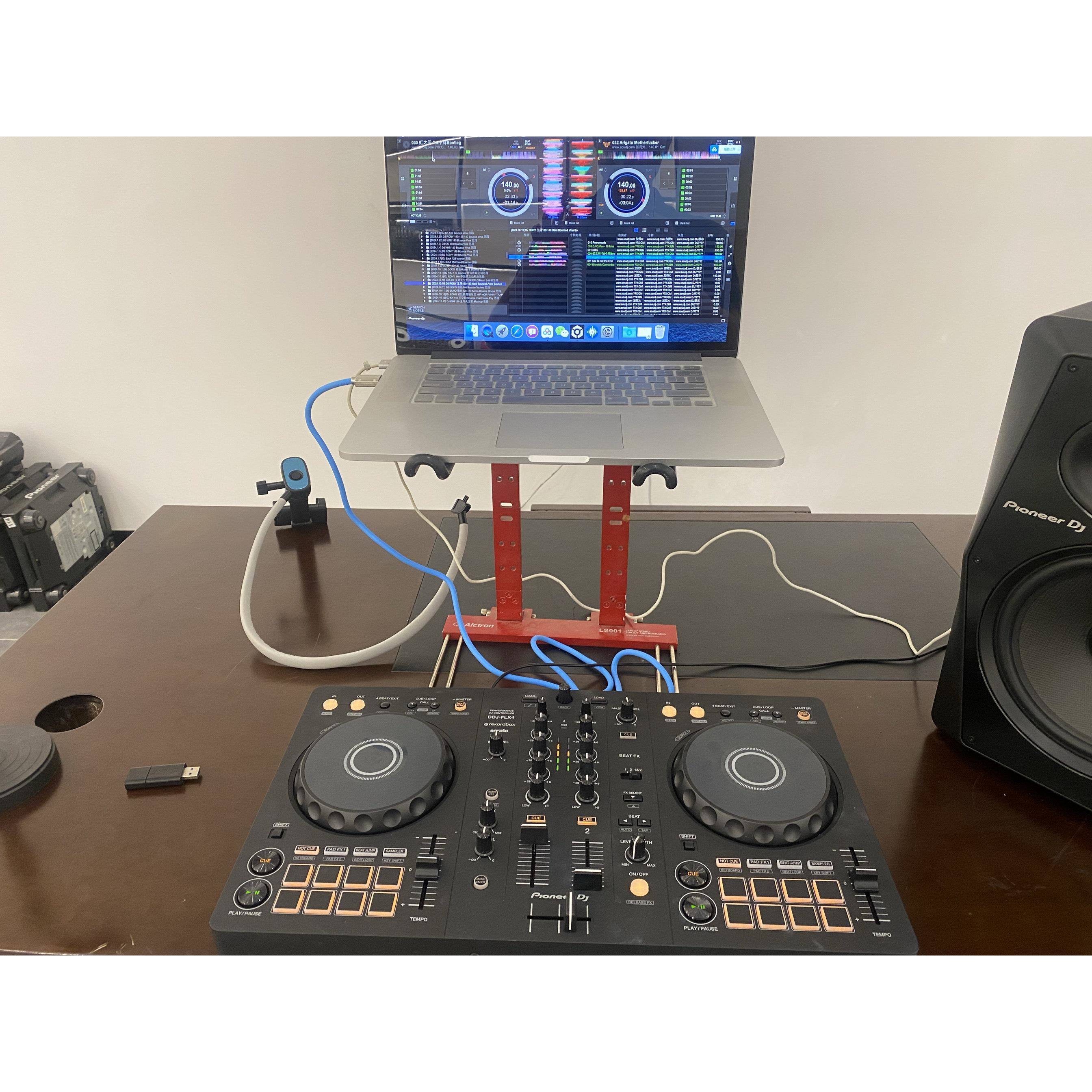 新手入门级DDJ一FLX4新手入门DJ控制器