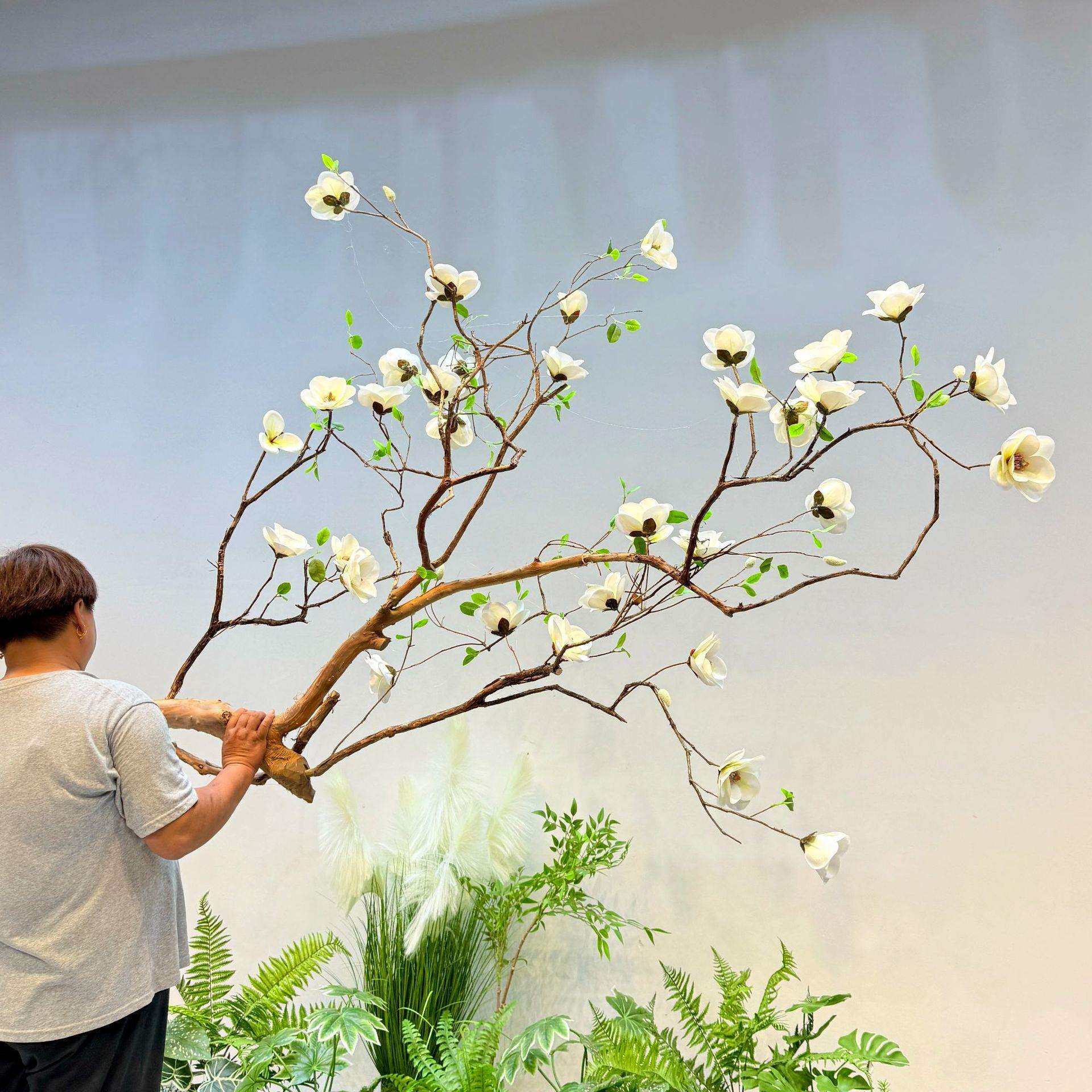 高档仿真悬挂玉兰花树酒店造景吊顶墙面装饰仿真树假花装饰枝干花