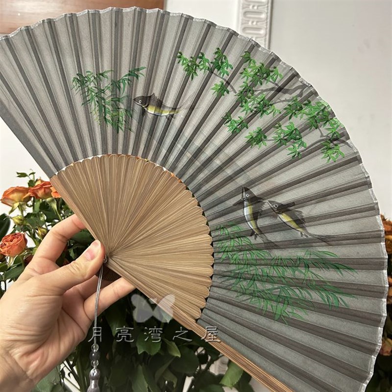 中国风手绘仙鹤梅花折扇新中式礼品扇汉服女式折叠扇夏季日用扇