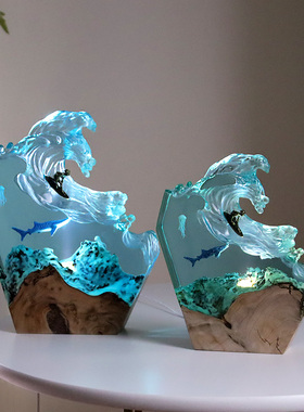 家居装饰鲸鱼水母办公室桌面艺术海洋冲浪实木树脂夜灯摆件礼品