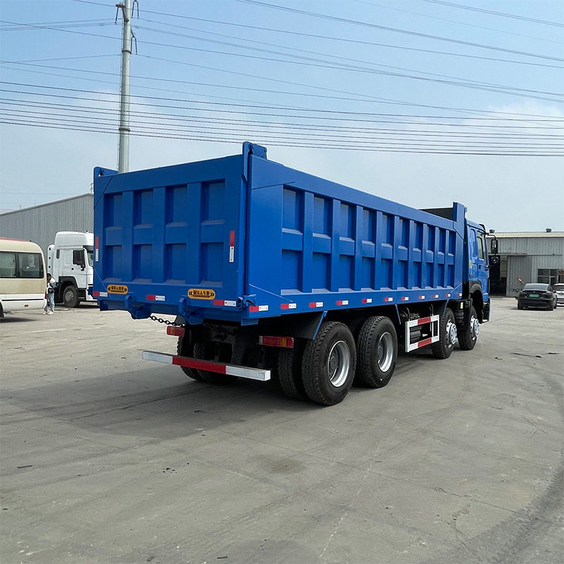 前四后八豪沃自卸车出售 矿用双桥工程车 375马力垃圾运输车