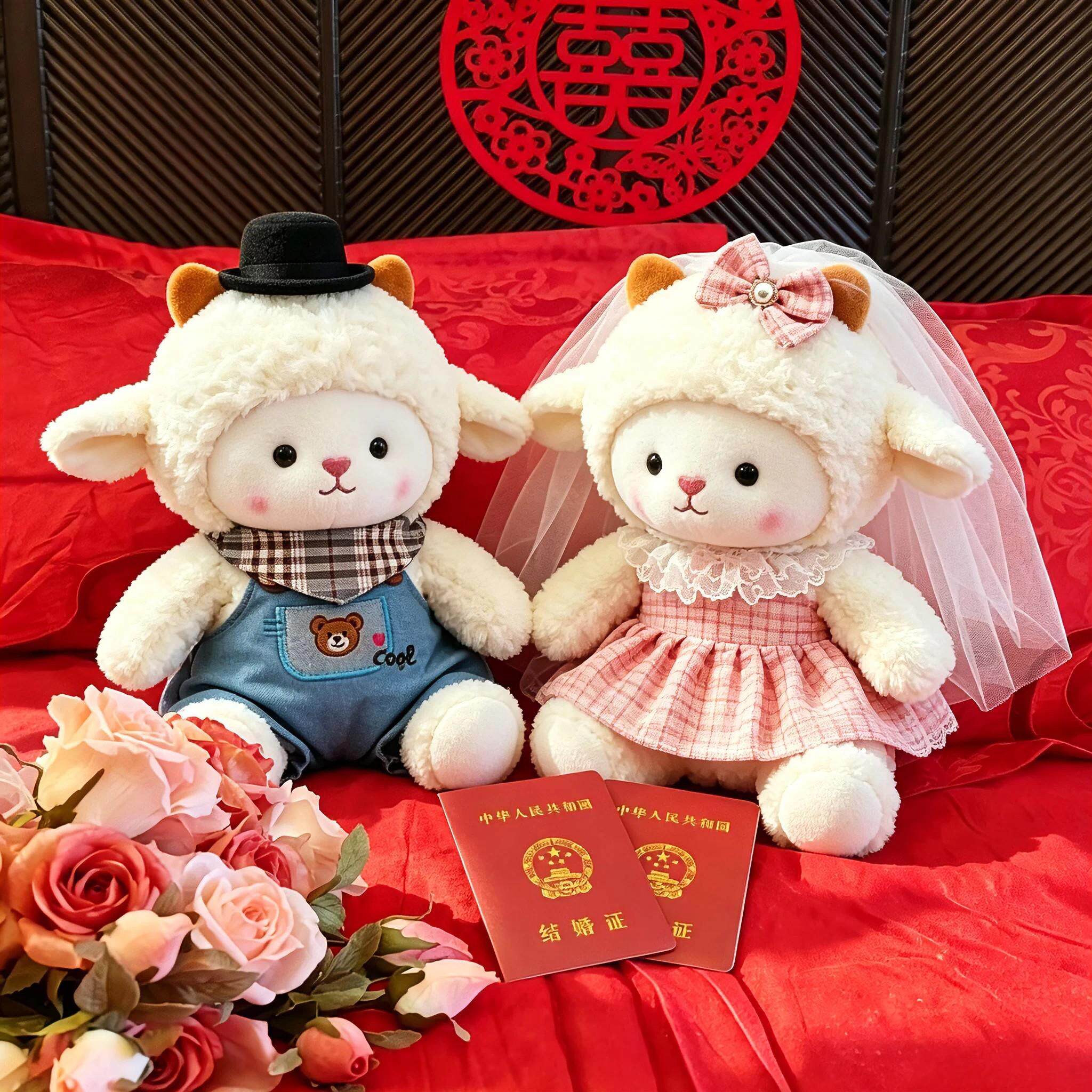 新婚压床娃娃房一对结婚新款高档可风婚爱置送新布人小羊摆件006