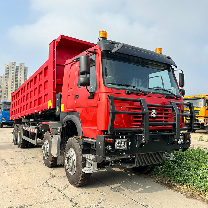 长期出售豪沃自卸车 前四后八矿用工程车 右驾驶舱翻斗垃圾车