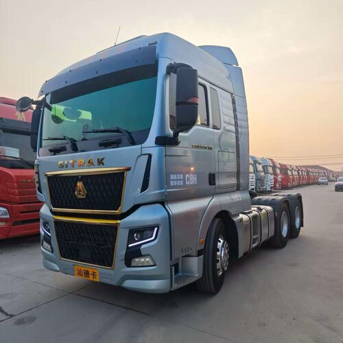 中国重汽SITRAK C9H 570马力半挂牵引车出售汕德卡半挂牵引车出口