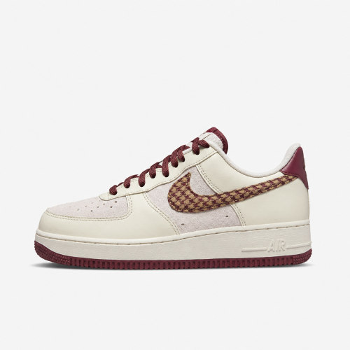 NIKE耐克男子冬AIR FORCE 1 '07 LE运动休闲鞋IZ6173-222