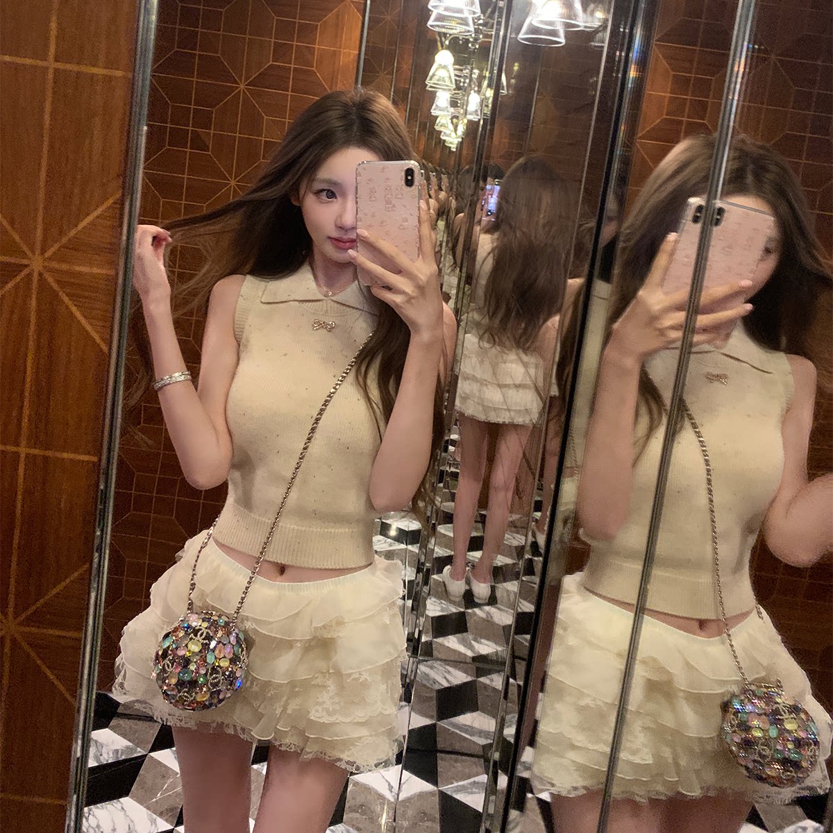 你的懒懒llan【港岛来信】私服系列复古肌理感水钻蝴蝶结针织上衣