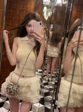 你的懒懒llan【港岛来信】私服系列复古肌理感水钻蝴蝶结针织上衣