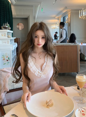 你的懒懒llan【韩女的秘密】法式复古褶皱蕾丝花边拼接收腰连衣裙