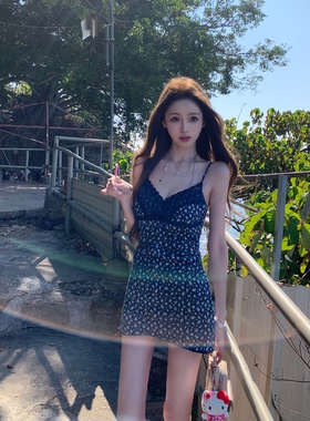 你的懒懒llan【花野初柠】复古清新蕾丝花边拼接碎花吊带连衣裙女