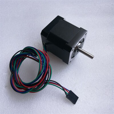 42HS步进电机 48mm机身 1.68A  静力矩0.55NM 两相四线 42BYGH47