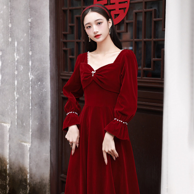 2026新款丝绒长袖敬酒服新娘结婚订婚回门答谢宴酒红色礼服A字裙