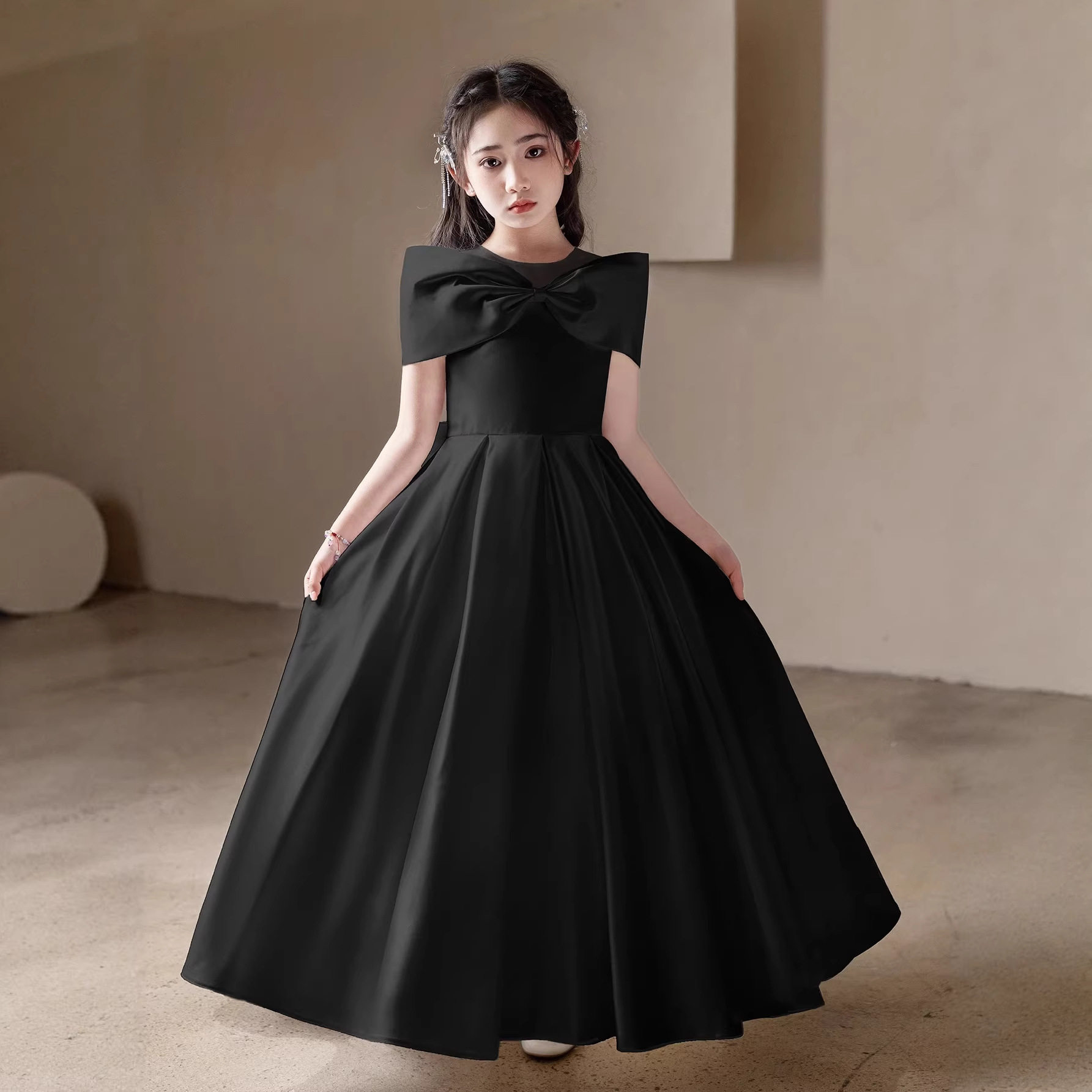 女童中大童蝴蝶结设计公主裙儿童纯色一字肩走秀生日晚礼服高级感图片
