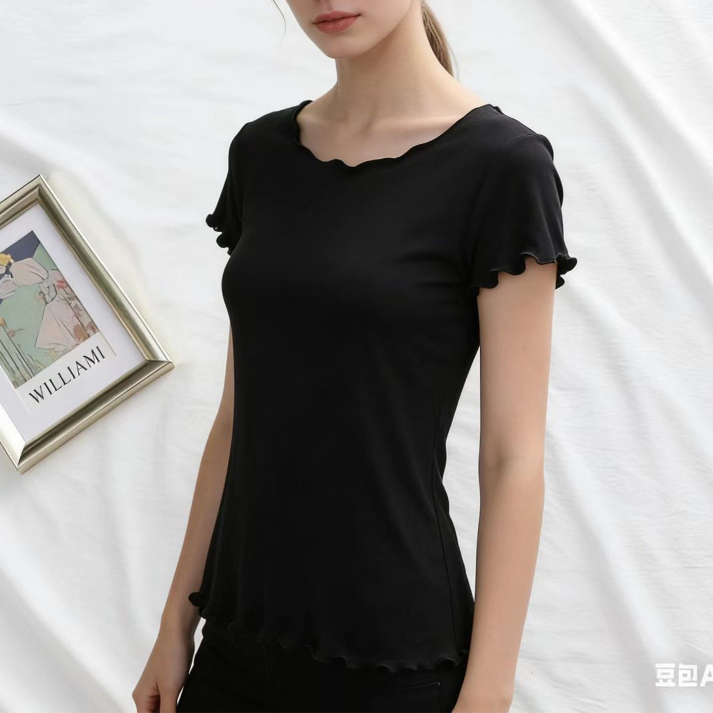 莫代尔夏季短袖T恤女士薄款木耳边圆领修身显瘦纯色上衣宽松型