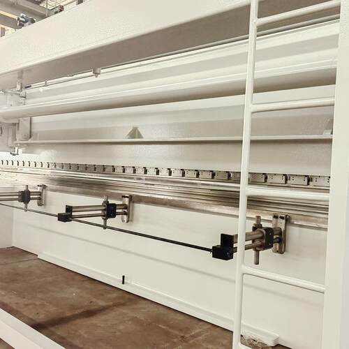 板料折板机金属钣金折边机天沟水槽用WC67Y-200/8000液压折弯机