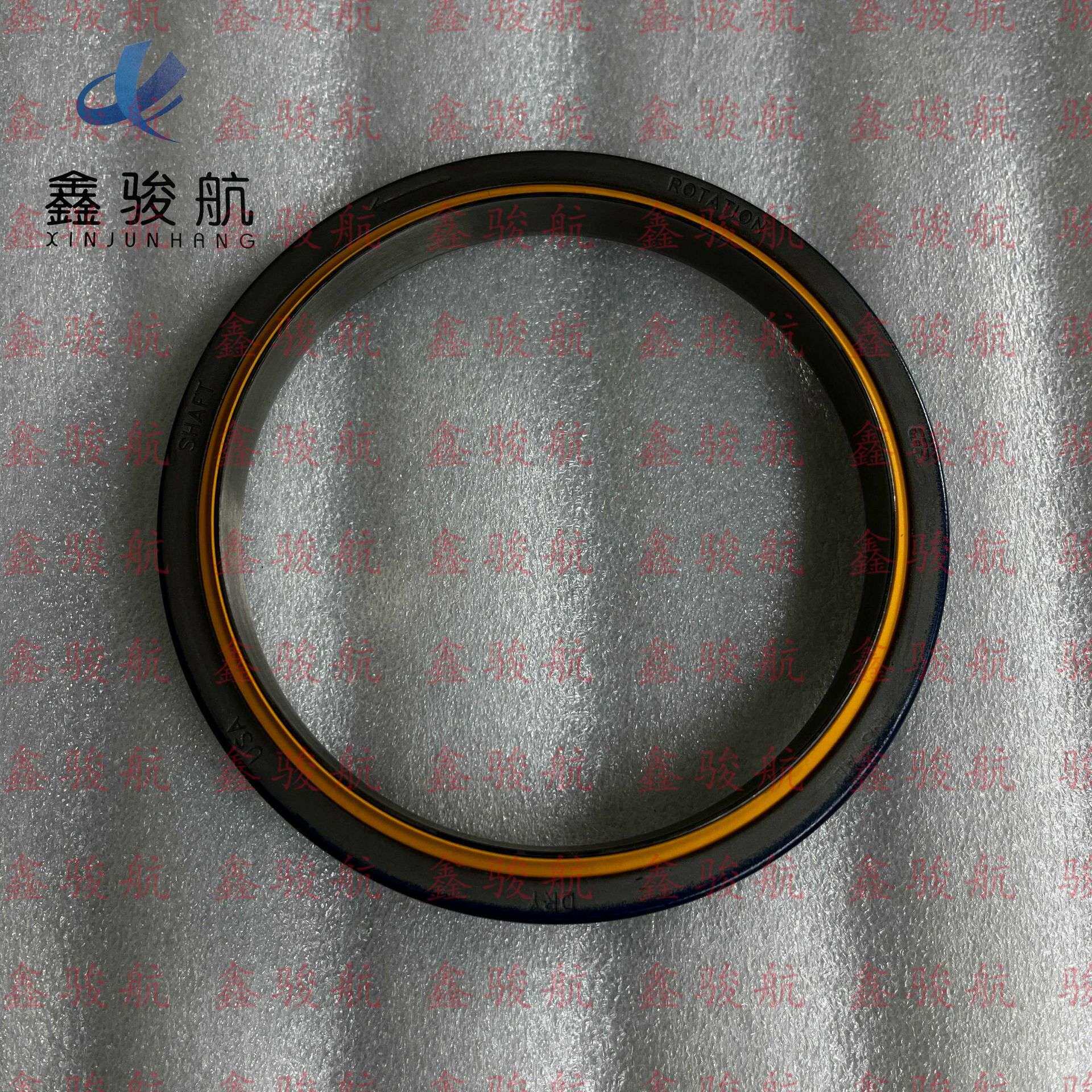 挖掘机配件卡特222-3909/245-7339曲轴油封C7 C9 C11 C13 C15柴油