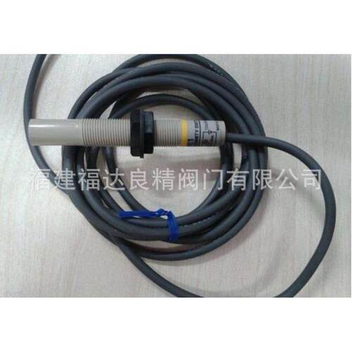 M30接近开关12-24V三线PNP型常开E2A-M30LN30-M1-B1/C1(NPN