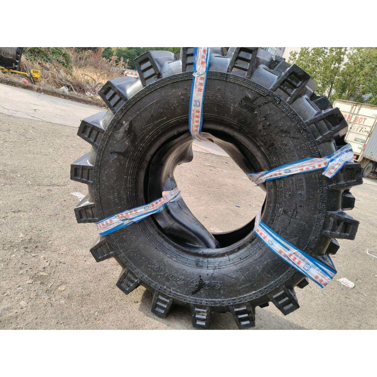 厂家奥莱斯轮胎 花纹工矿井钢厂坚韧装载机铲车 抗磨自卸工程轮胎