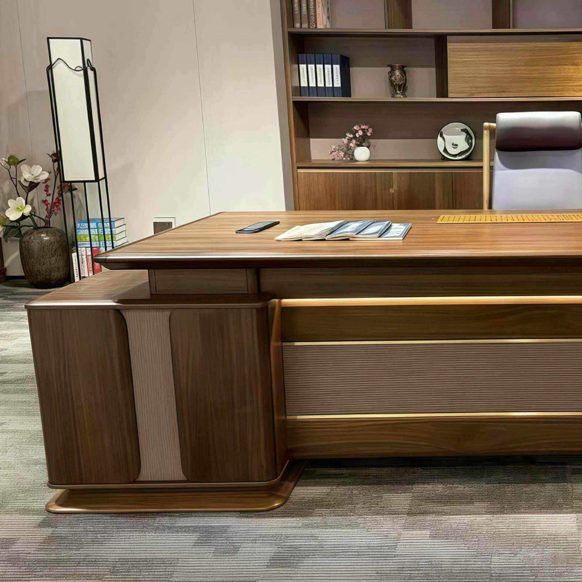 新中式端实木现大班台胡桃木董事长老板桌总裁公桌家具组合
