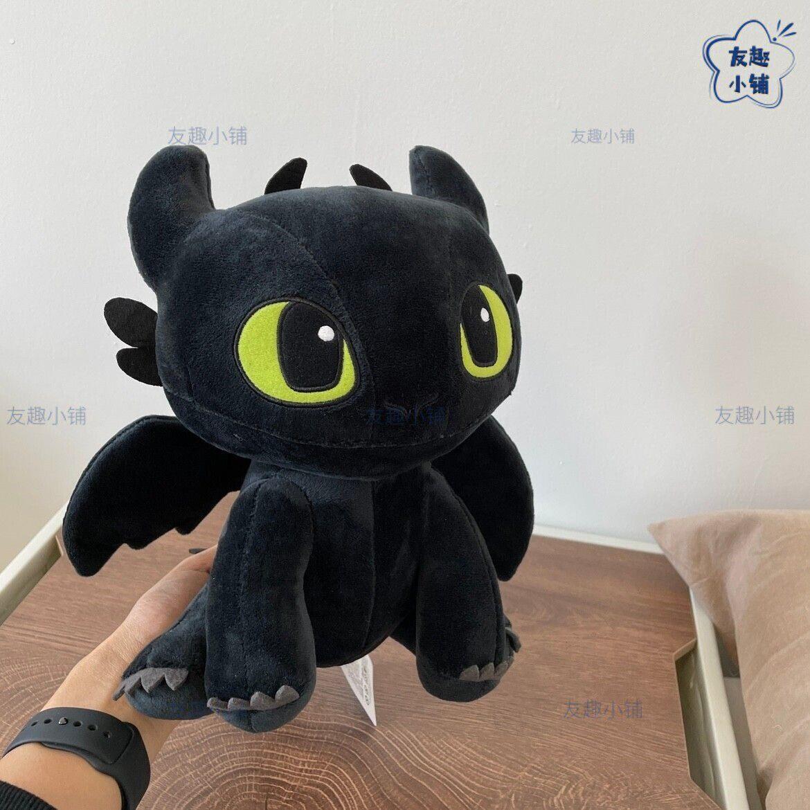 无牙仔玩偶驯龙高手刘昊然无牙仔光煞送男女朋友生日礼物