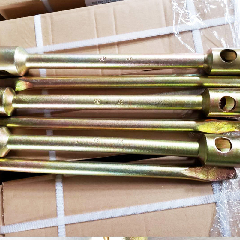 汽车轮胎套筒随车工具质优价廉