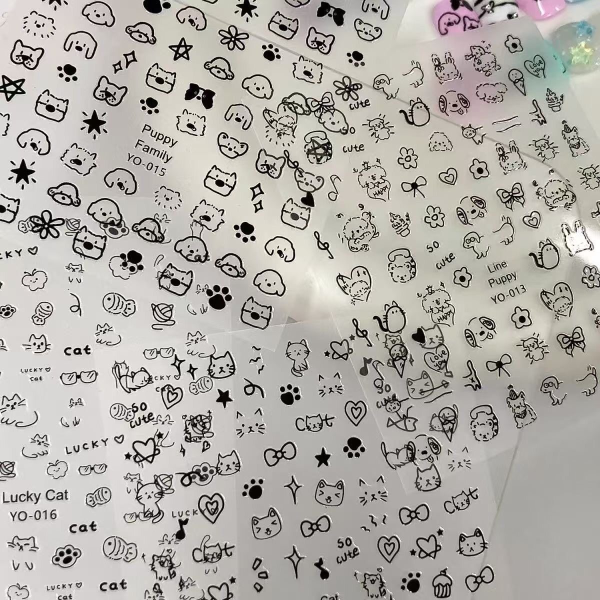 可爱卡通猫狗爪印涂鸦美甲贴纸