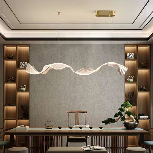 现代简约亚克力LED长条餐吊灯
