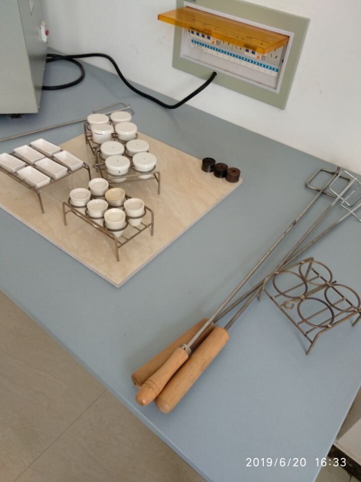 马弗炉挥发分灰分送样工具图片