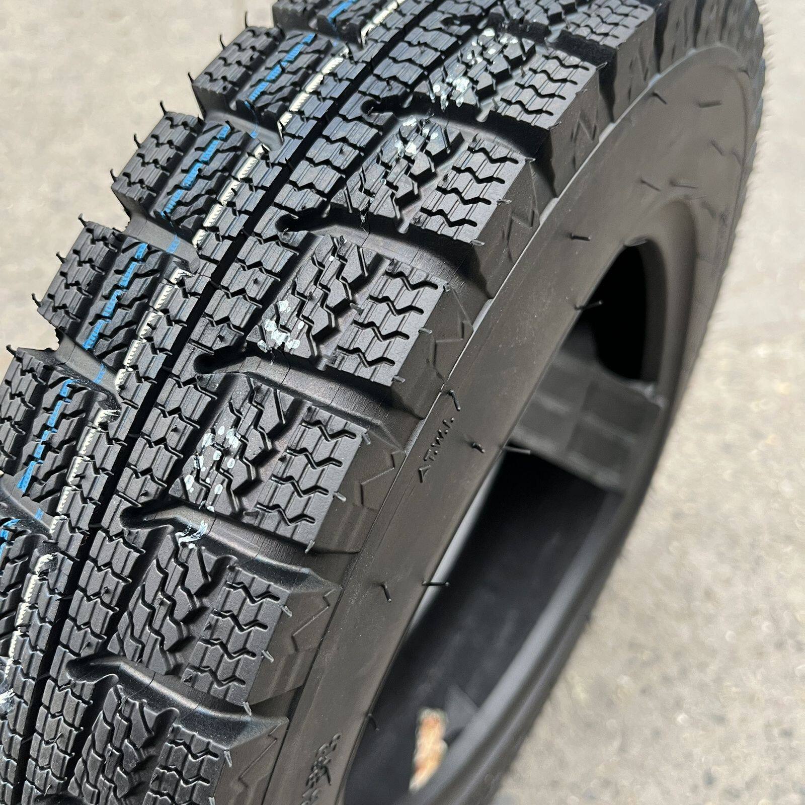 冬季雪地胎4.00/450-10内外真空