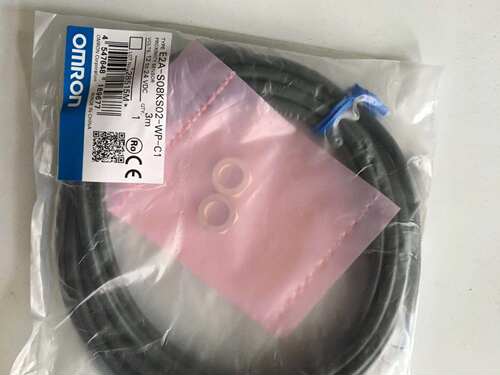 E2A-S08KS02-WP-C1三线直流接近开关 感应金属圆柱形接近开关