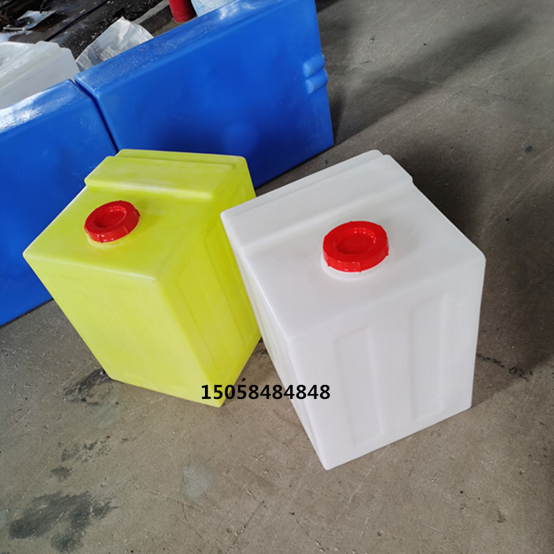 依维柯房车水箱净污分离