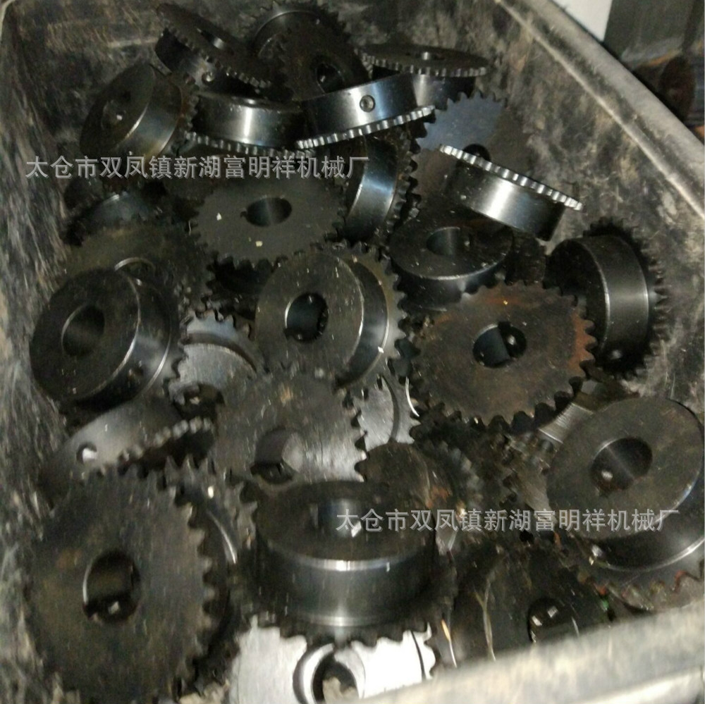 太仓台钢胶带分条机齿轮放料轴