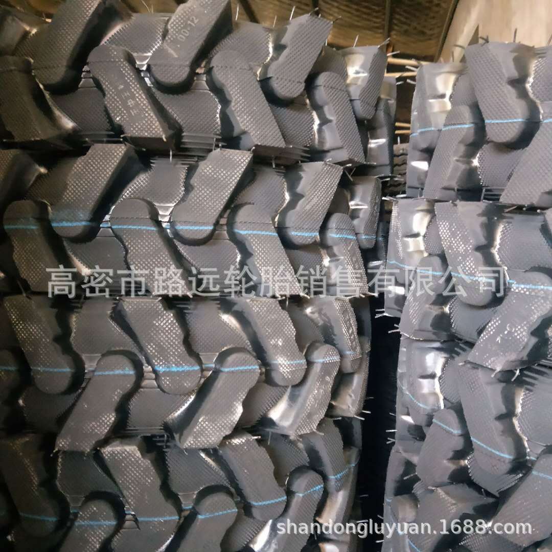 拖拉机人字花纹抓地虎轮胎