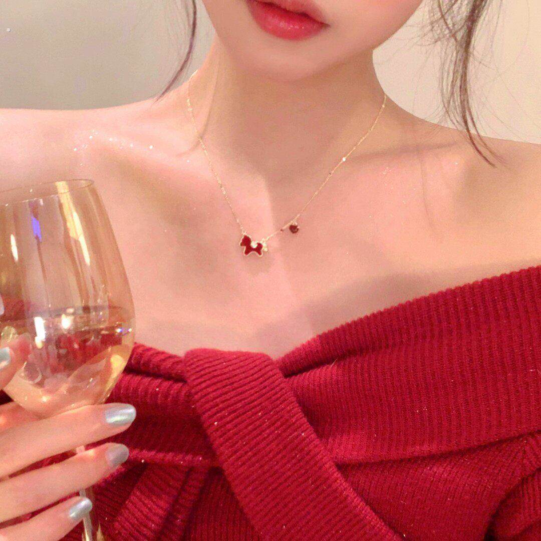 新年红色小马项链女款马上有钱吊坠马年吉祥项链锁骨链轻奢毛衣链