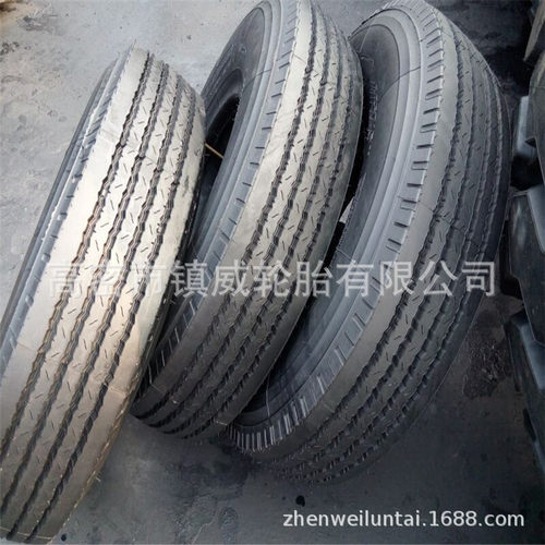 卡车拖板车钢丝轮胎8.25R15牵引挂车轮胎825R16