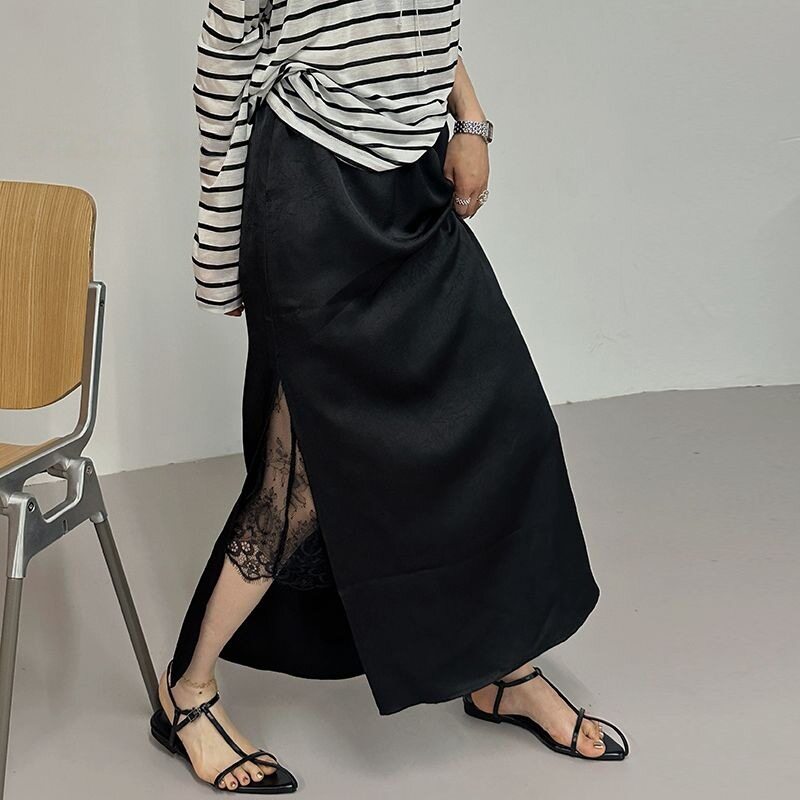 黑色蕾丝拼接A字侧开叉半身裙女夏季2026新款女装中长款包臀裙子