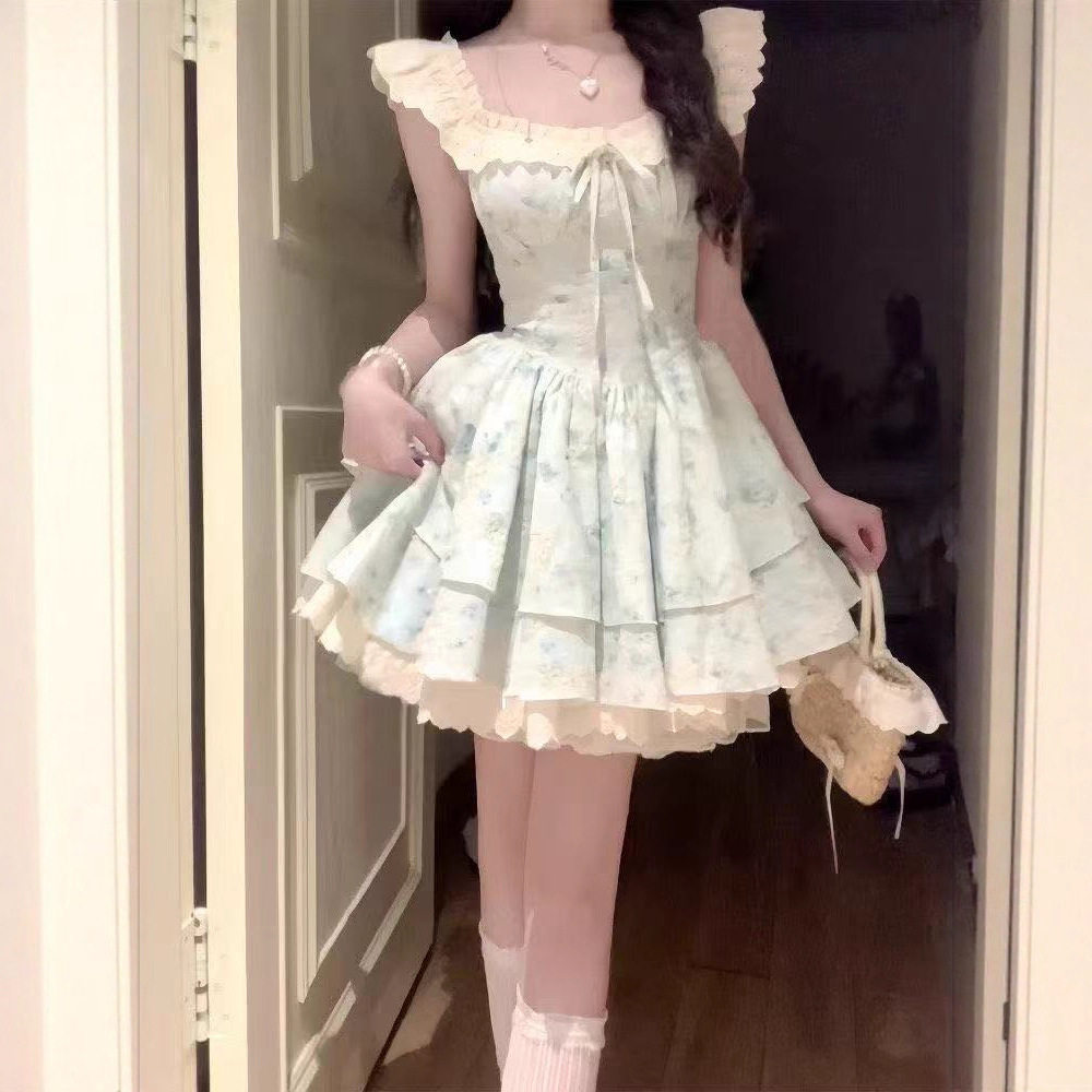女装清新森女碎花小飞袖连衣裙夏季新款收腰显瘦公主蓬蓬中款裙子