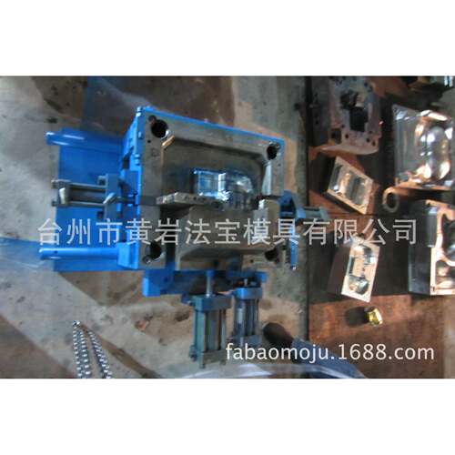 专业供应各种汽车配件模具塑料模具专业制作台州黄岩