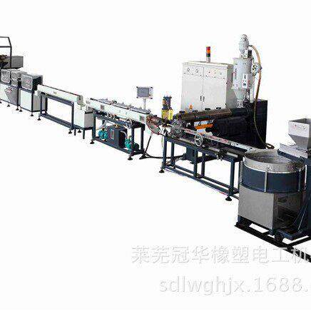内蒙圆柱式滴灌管机组滴灌带设备塑料使用沙滩园林绿化0pe
