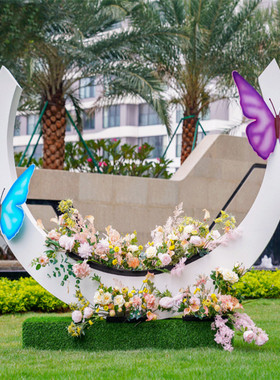 网红打卡景观雕塑美陈创意金属月亮婚庆道具户外庭院花园装饰摆件