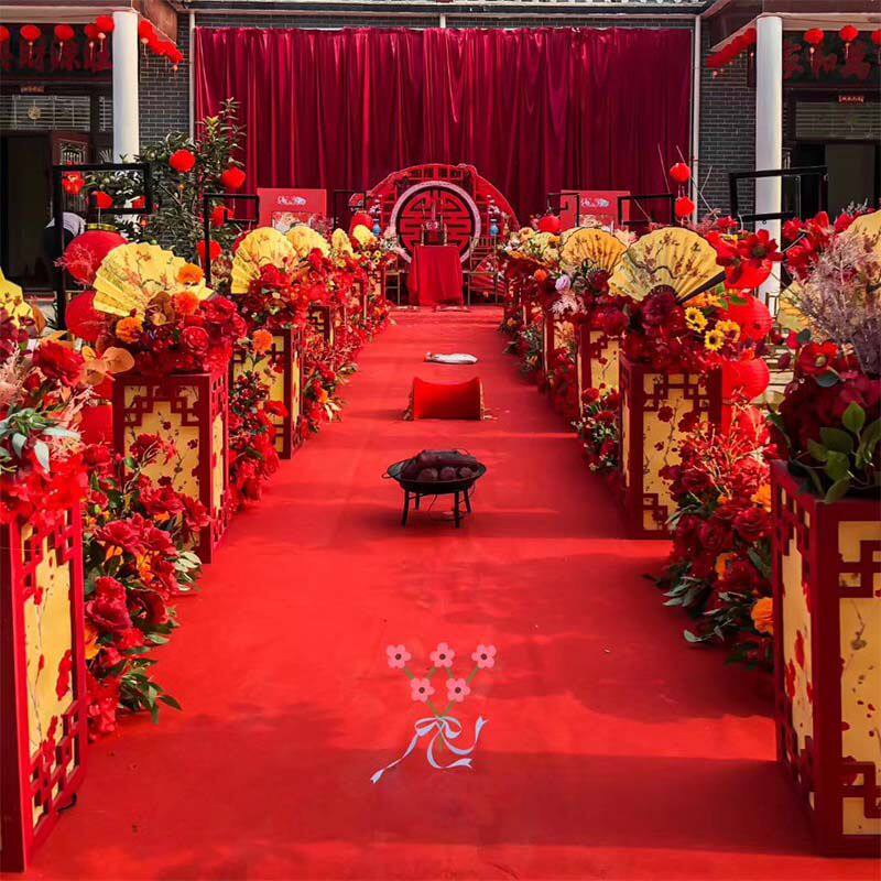 中式婚庆布置舞台道具宫灯婚礼t台摆件中国风可拆分梅花方柱路引