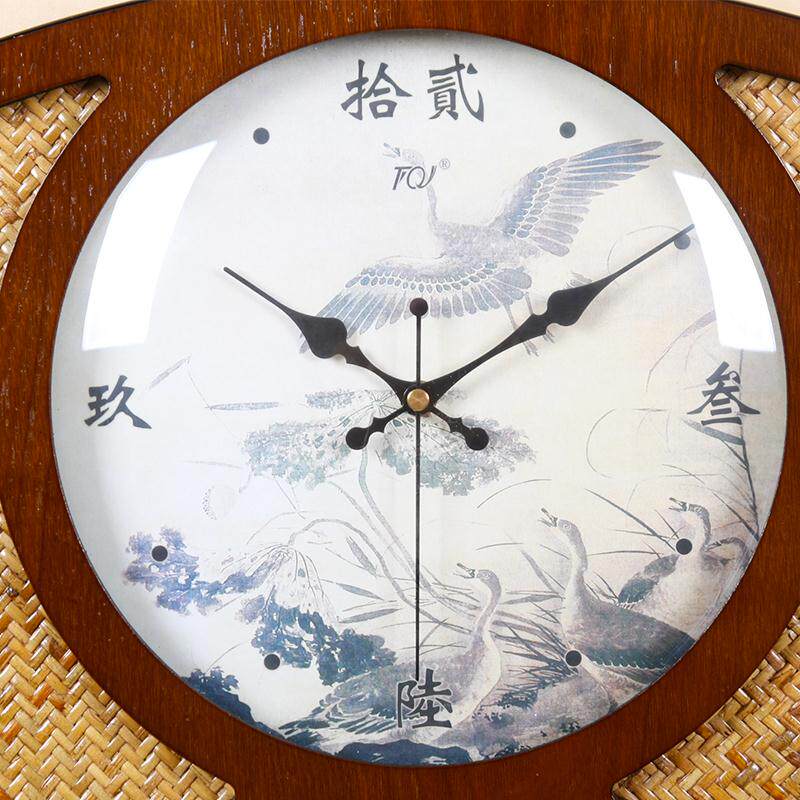 TQJ新中式木头客厅挂钟中国风藤编扇形石英钟表时钟卧室静音挂表