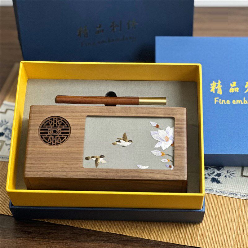 苏绣摆件高档笔筒文创国潮商务伴手礼礼品中国特色礼物送老外蜀绣
