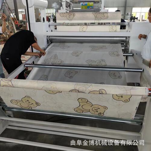 PVC/PET膜卷对卷复合机桌布塑料膜热烫贴合PP膜挡风布热烫复合机