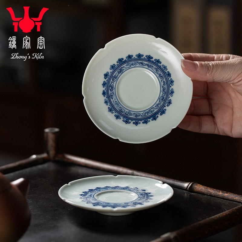 钟家窑陶瓷杯垫 景德镇手工青花葵口卷曲纹小杯托隔热防烫小杯碟