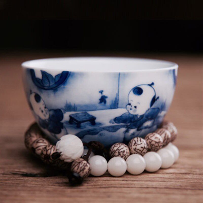 品墨善雅纯手绘青花茶具景德镇茶杯陶瓷功夫茶杯童子踢毽子图单杯