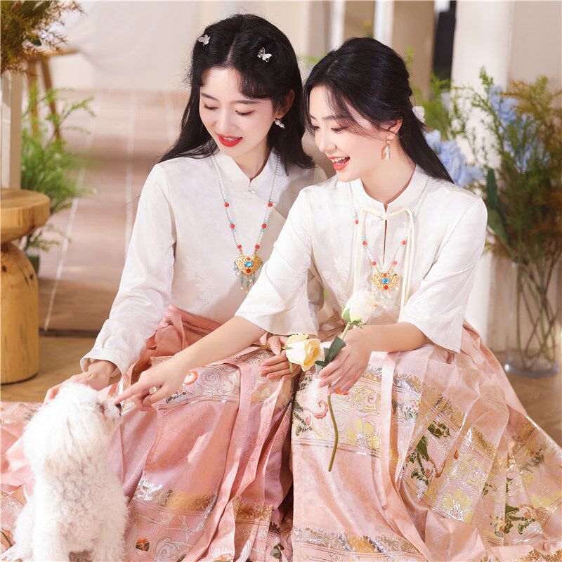 2024新款【千禧】粉色织金马面裙套装女新中式姐妹伴娘服女小个子