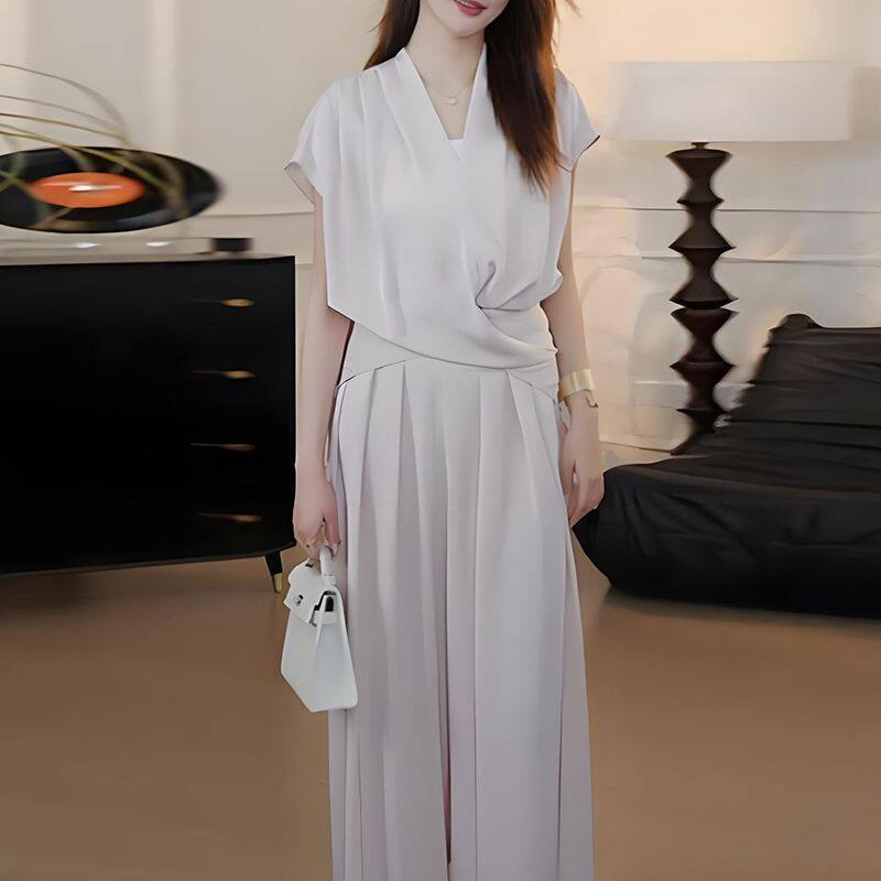 时尚高级感气质收腰短袖上衣阔腿裤两件套女夏季新款休闲减龄套装