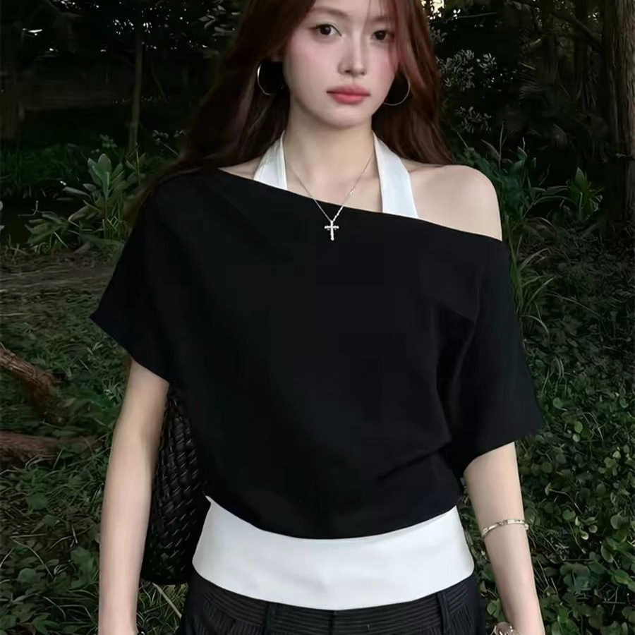 2026年夏季新款甜辣风气质挂脖短袖T恤女宽松显瘦设计感百搭上衣
