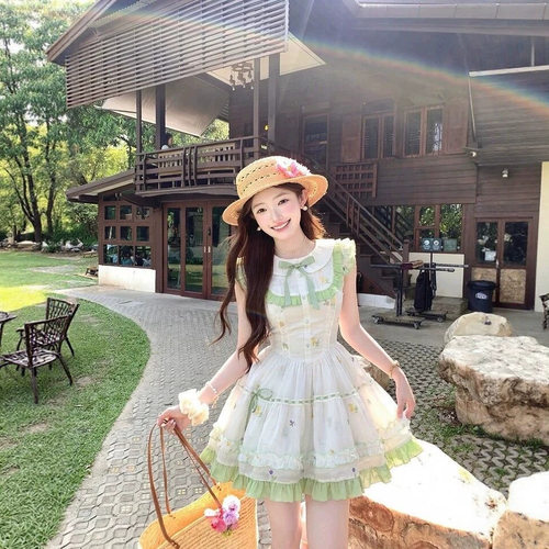 夏季小清新甜美娃娃领蛋糕蓬蓬短裙2026新款小个子女生A字连衣裙