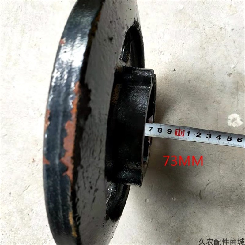 包邮龙舟旋耕机导向轮收割机涨紧轮履带车爬山虎底盘配件轴承6307